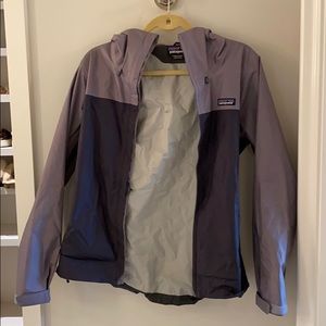 Patagonia Rain Jacket Womens size small